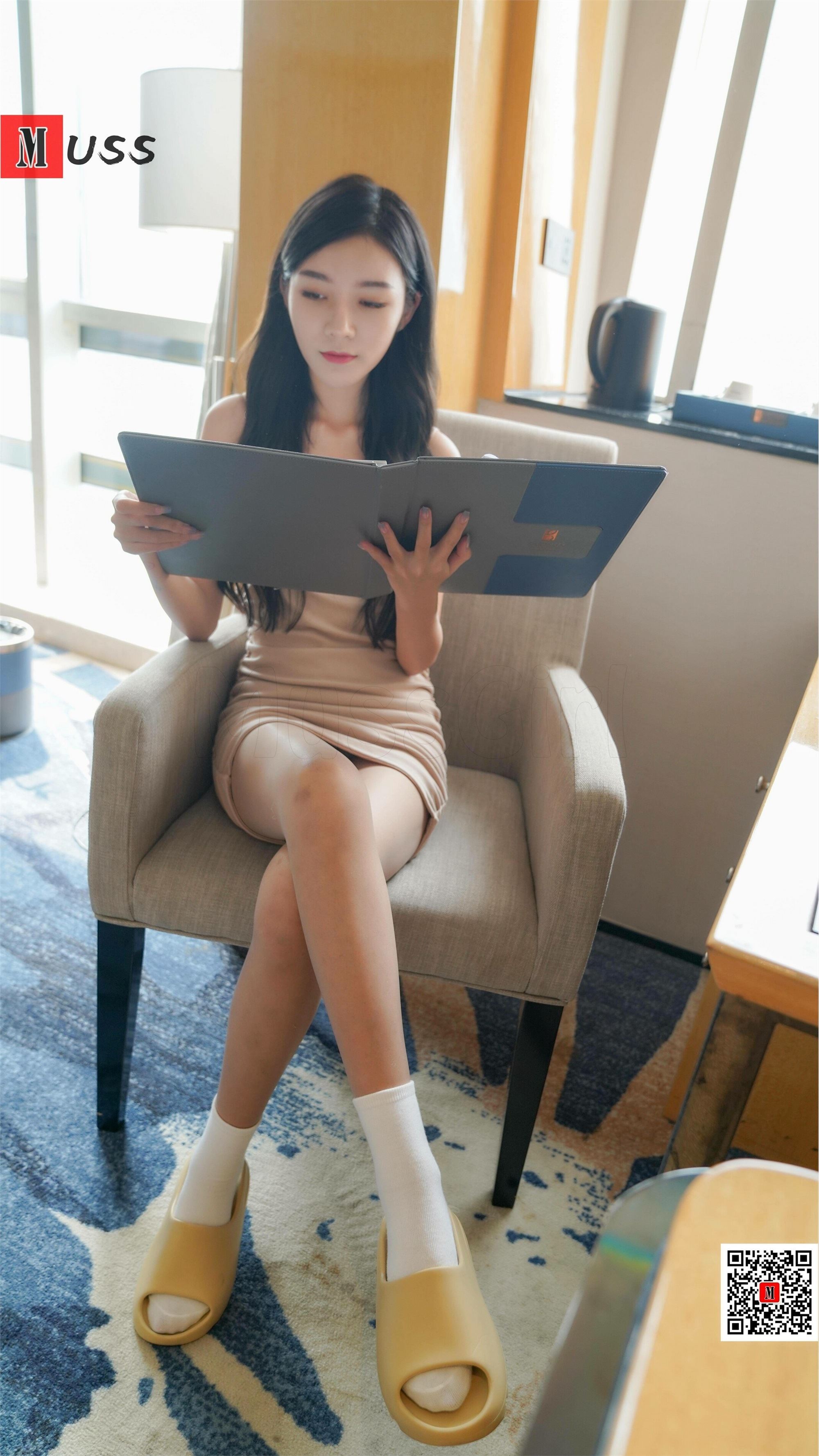 MussGirl慕丝女郎  NO.193 酒店包臀裙薄丝